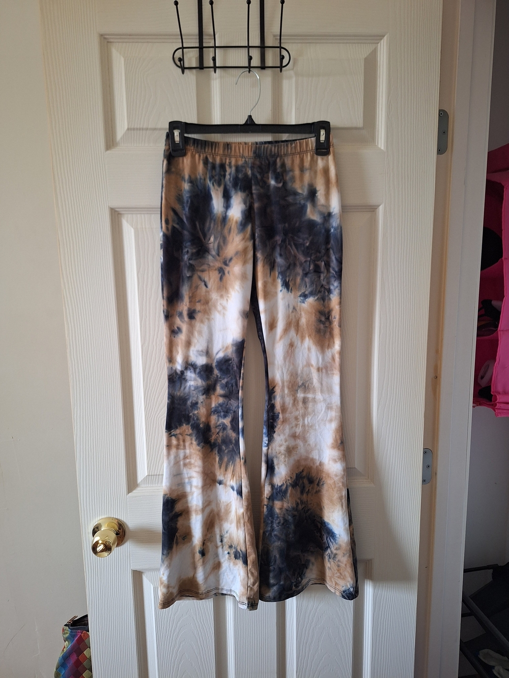Womens Tie-Dye Flared Bottoms — Black and Brown